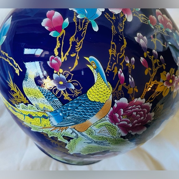 NWT Exotic Orient Style Vase Adorned w/Graceful Birds & Orchids- Pottery Picture - Picture 3 of 16